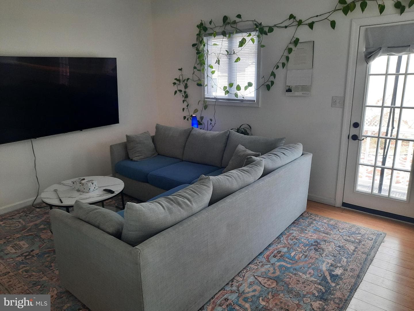551 Delaware Avenue photo 8