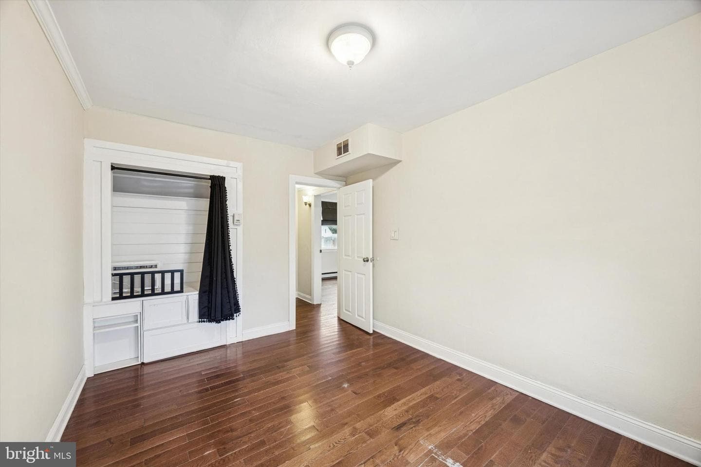 403 Denver Court photo 10
