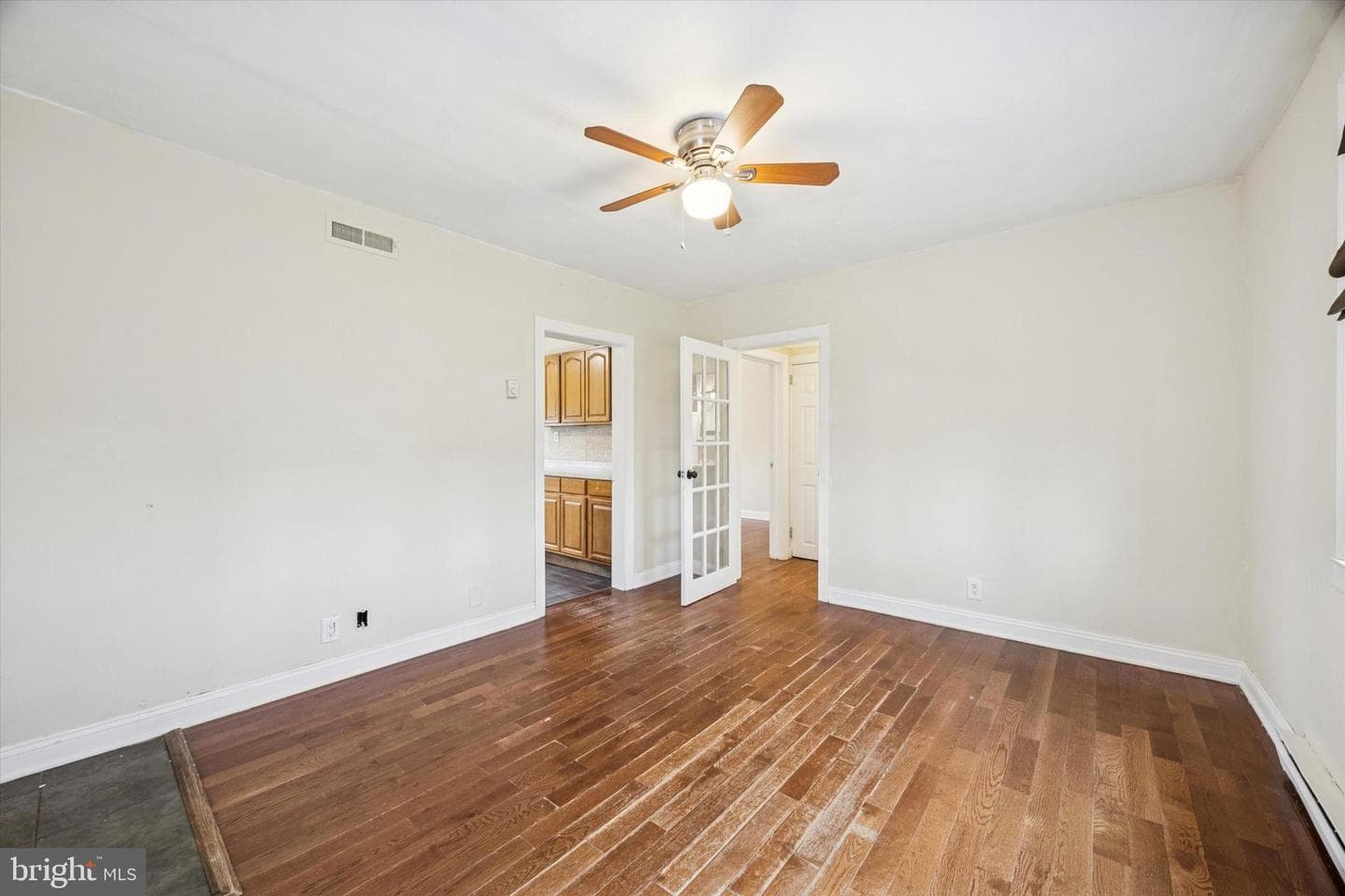 403 Denver Court photo 4