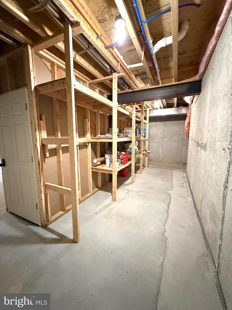 48 Hunters Lane photo 51