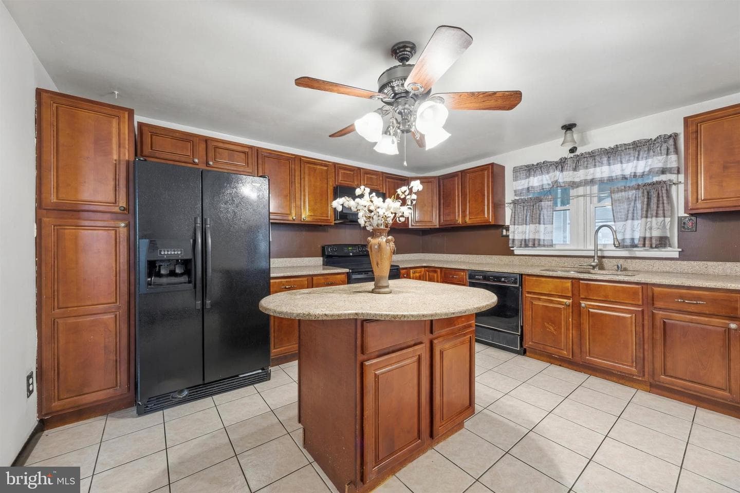 222 Collingdale Avenue photo 12