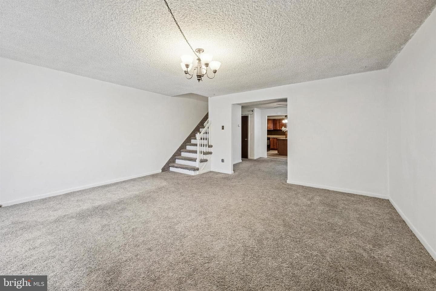 222 Collingdale Avenue photo 3
