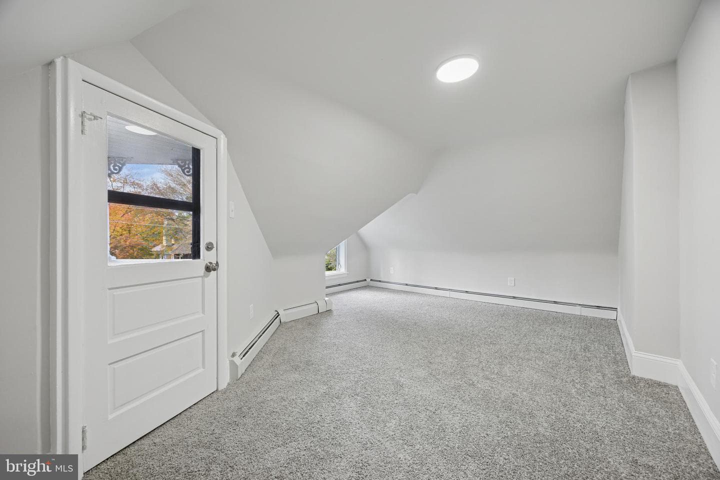 405 N Swarthmore Avenue photo 21
