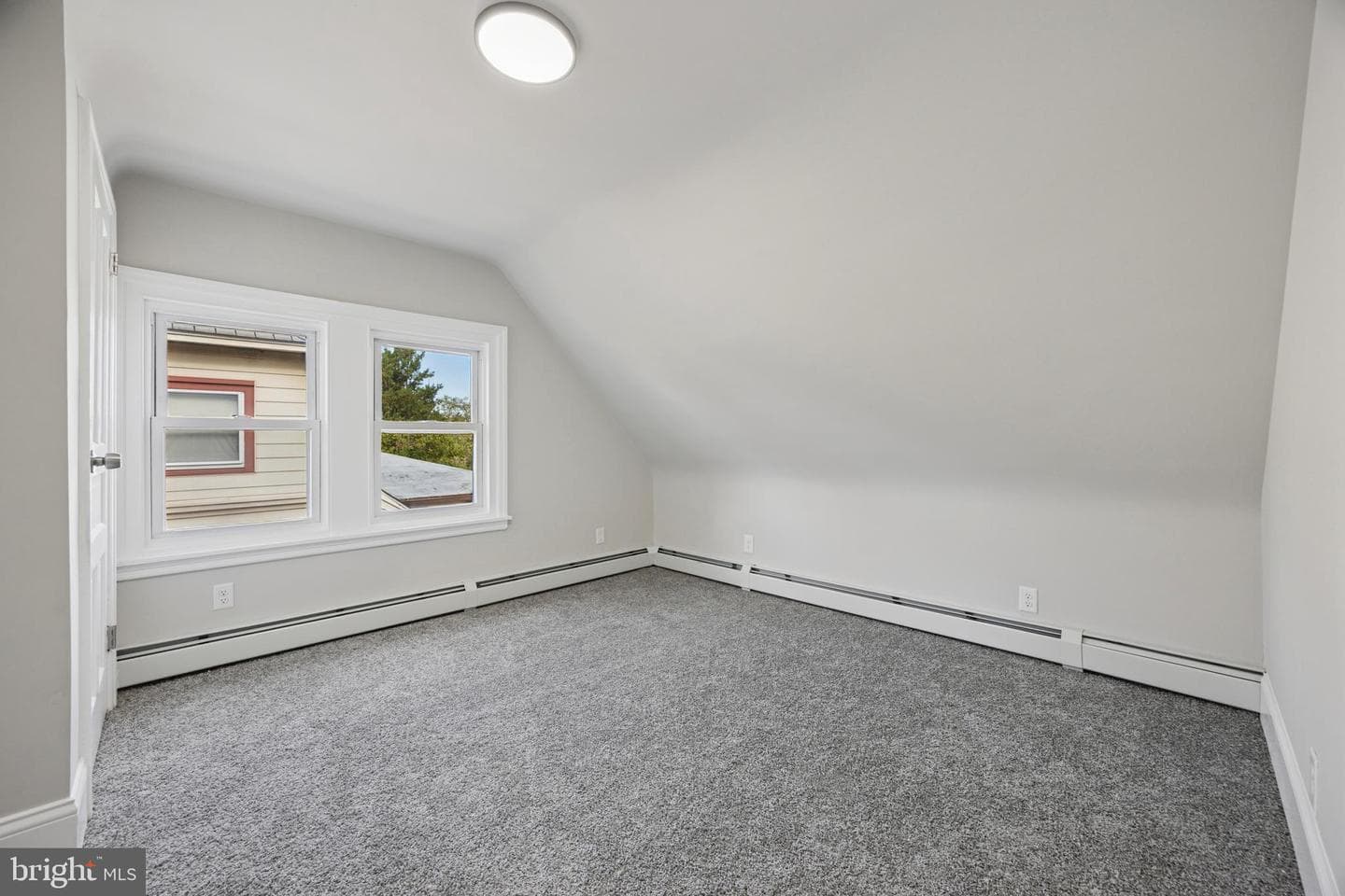 405 N Swarthmore Avenue photo 23