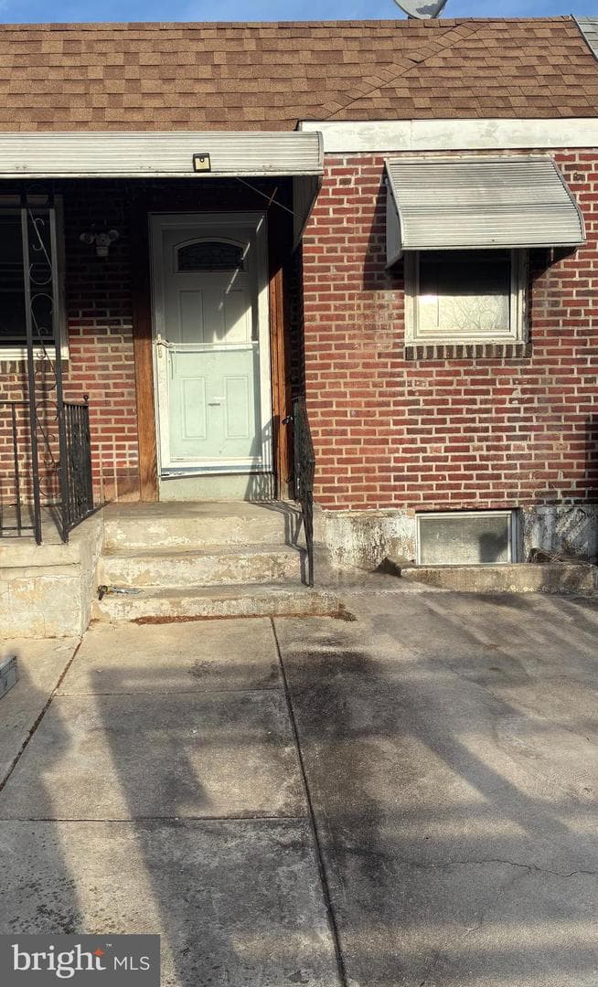 1013 Pine Road photo 1
