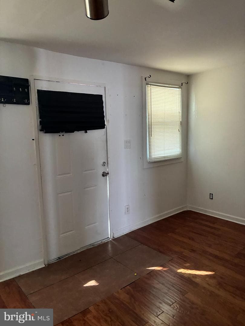 1013 Pine Road photo 2