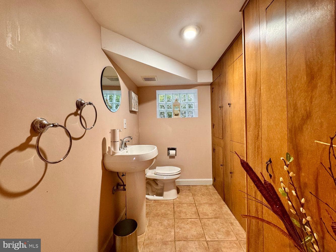 2100 Haverford Road photo 17