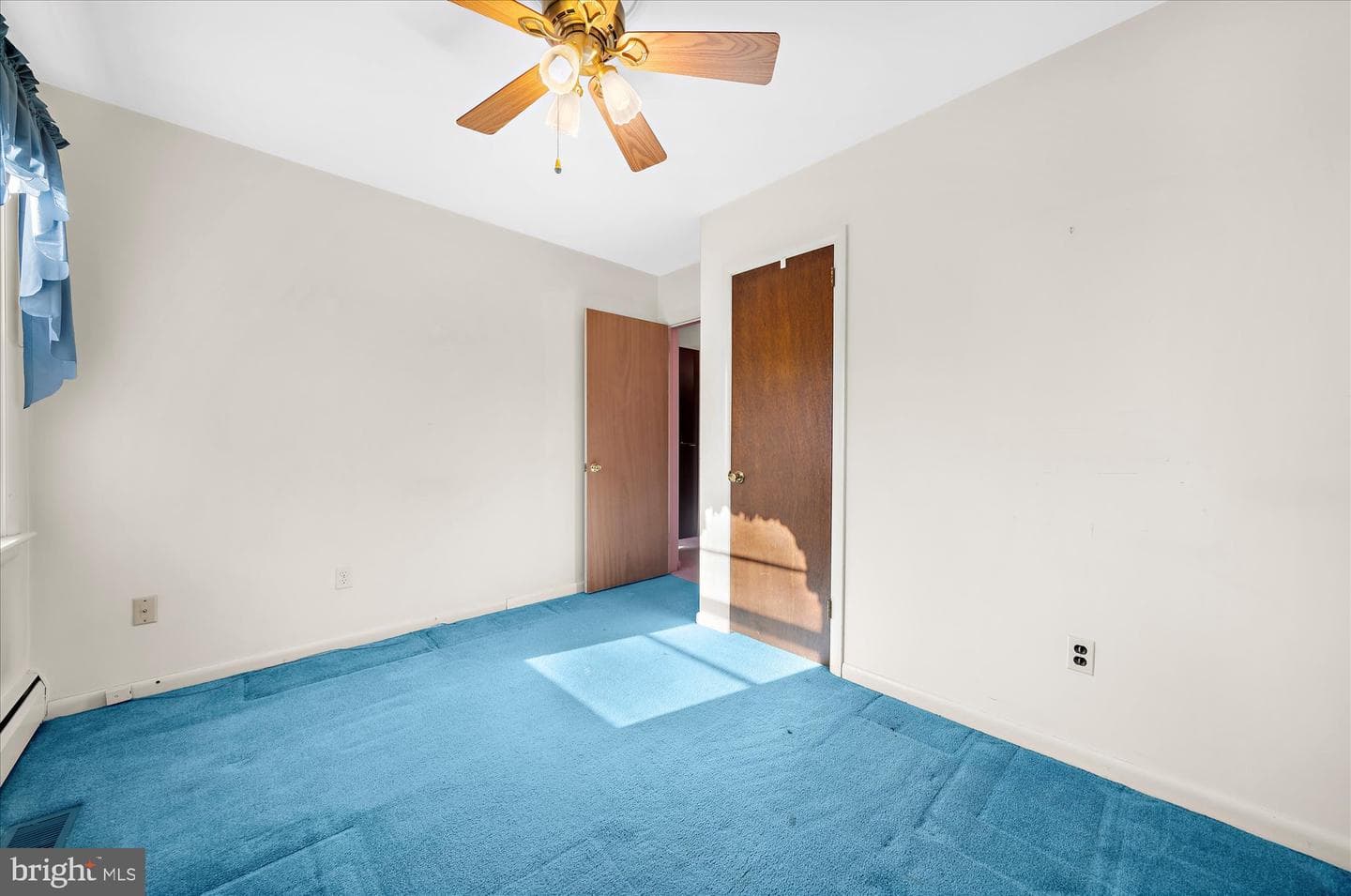 303 Perry Street photo 19