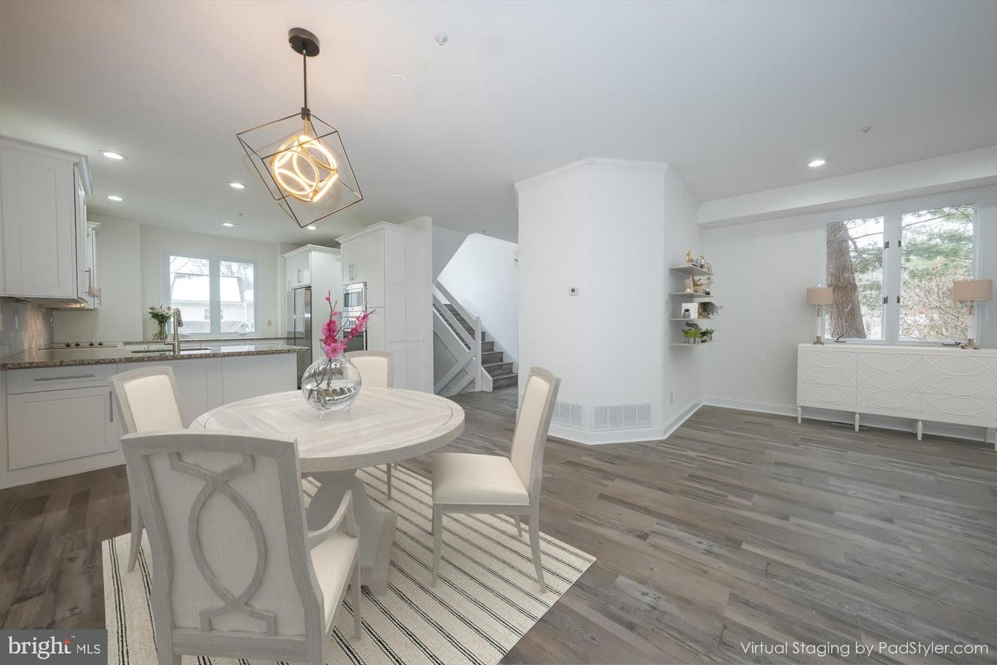 514 Waters Edge photo 10