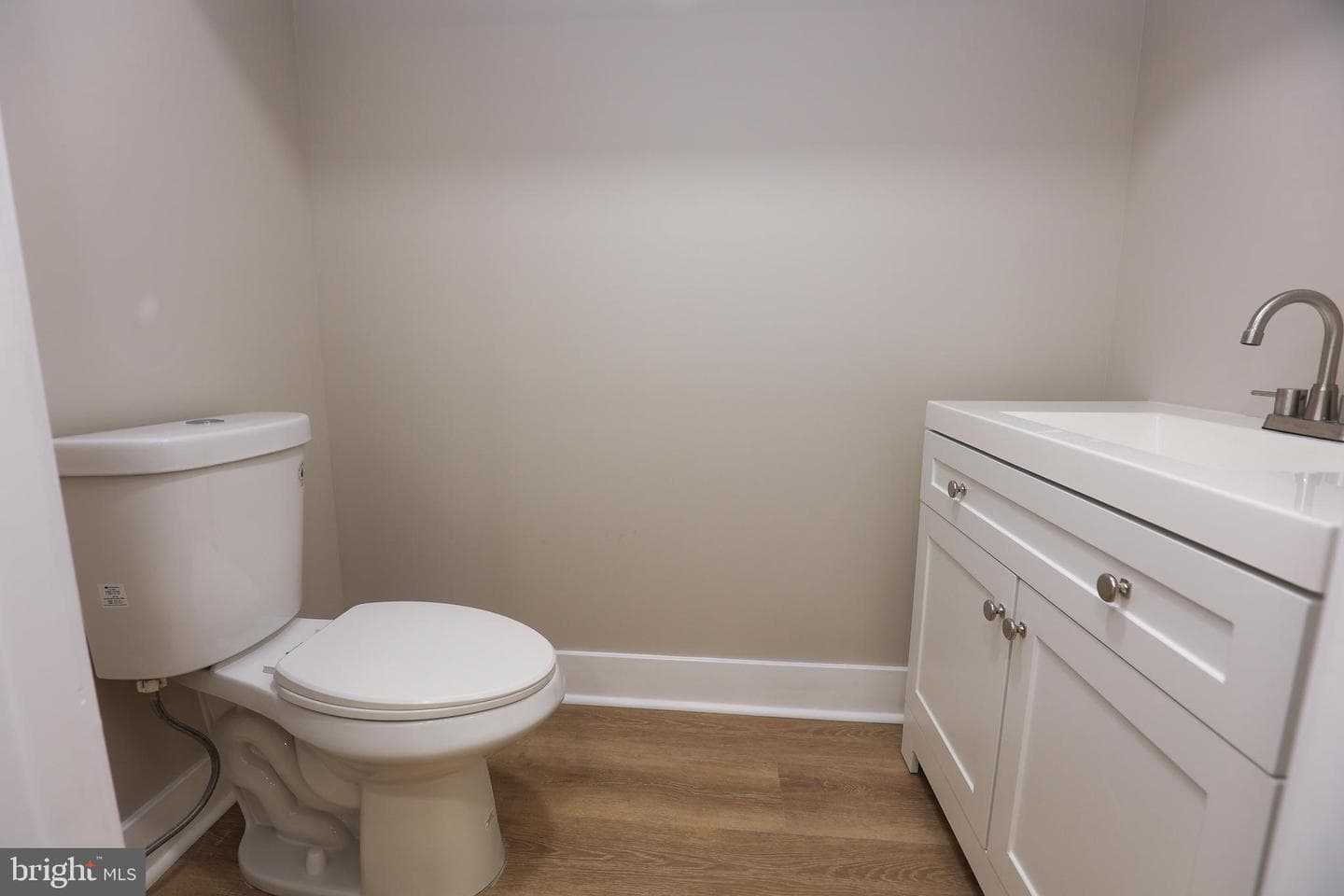 225 Wright Avenue photo 24