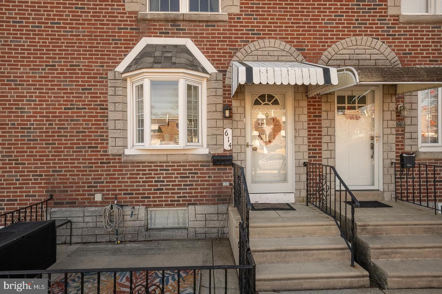 614 Crescent Drive photo 3
