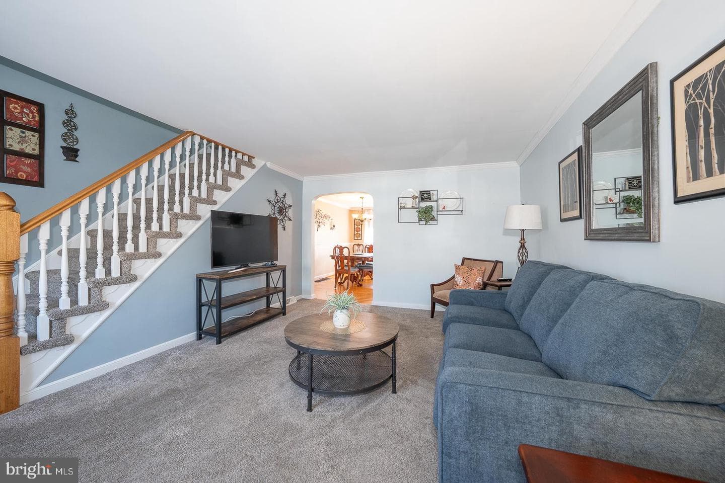 614 Crescent Drive photo 6