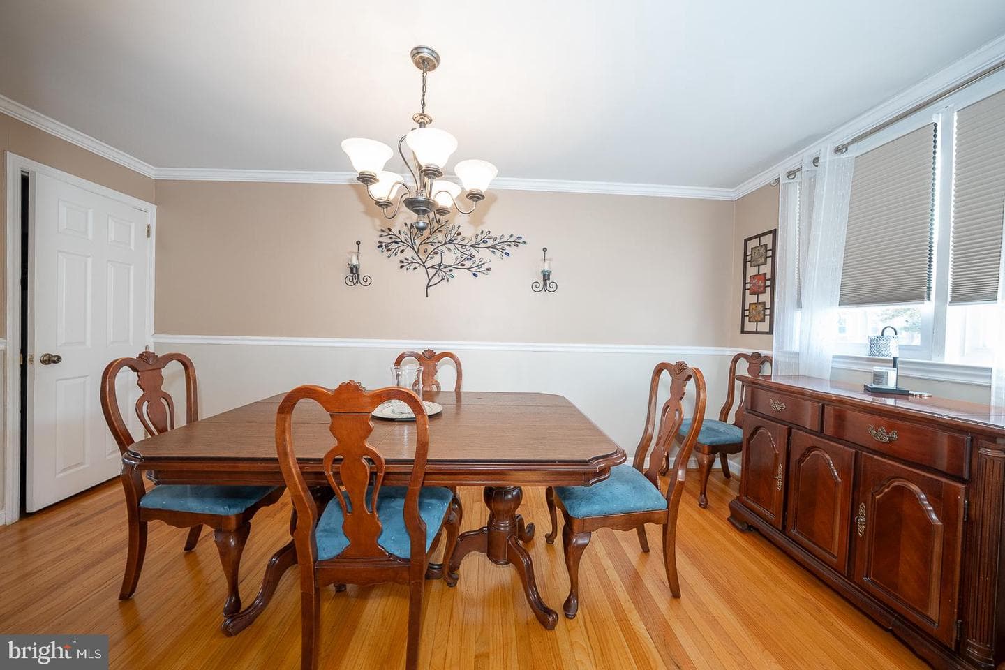 614 Crescent Drive photo 9