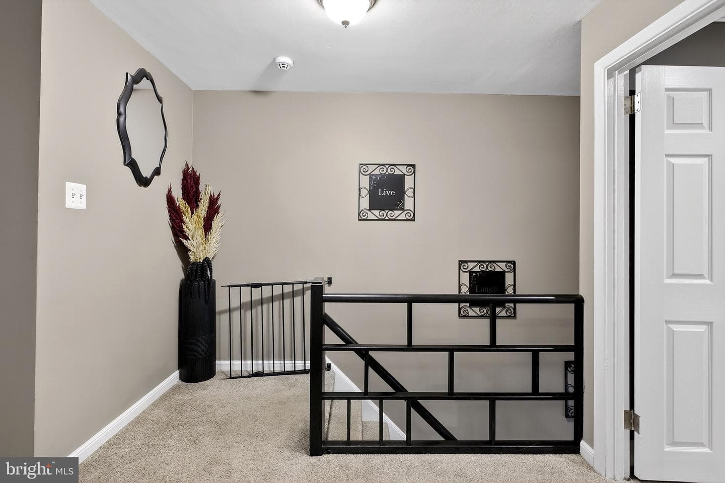 210 Beechwood Road photo 17