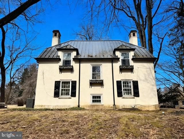18 Villanova Road photo 1