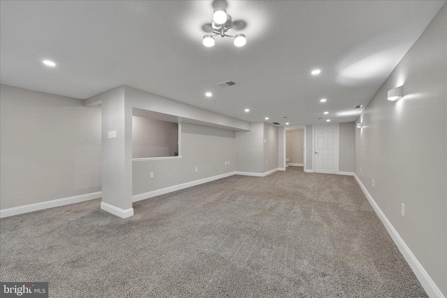 204 Ridley Avenue photo 22