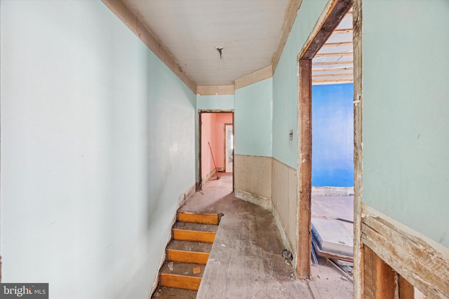 314 S 6th Street photo 16
