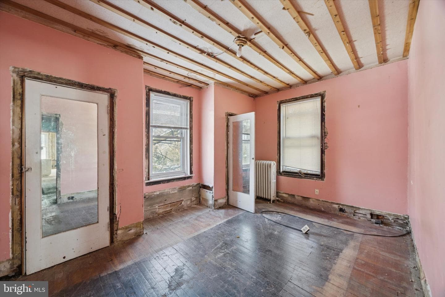 314 S 6th Street photo 3