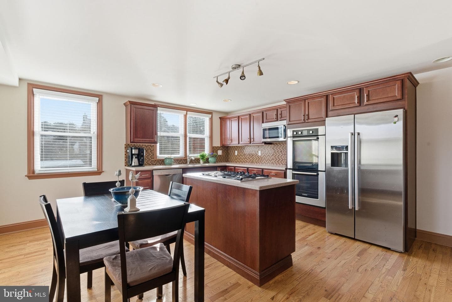 2578 Stoneybrook Lane photo 10