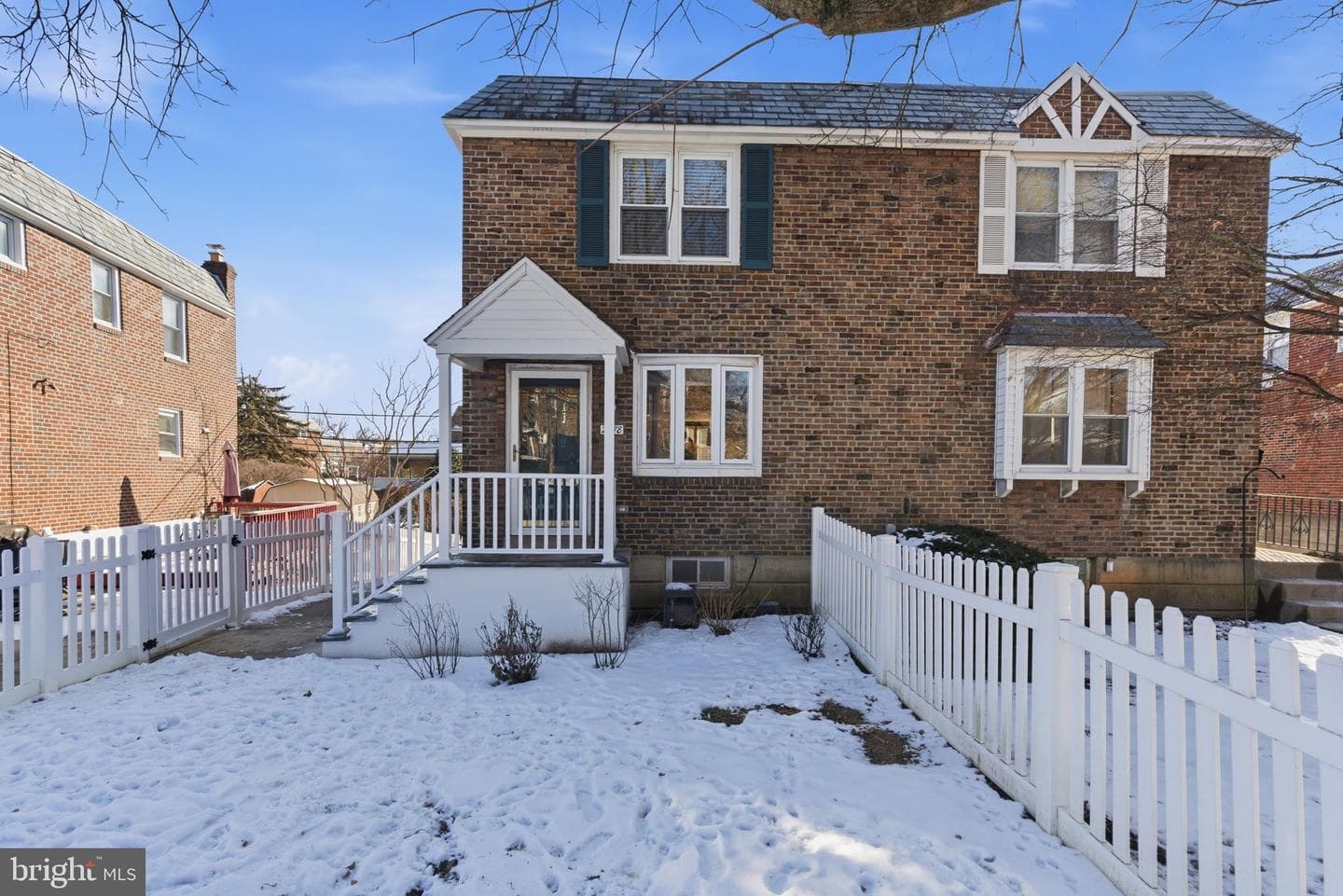 2578 Stoneybrook Lane photo 2