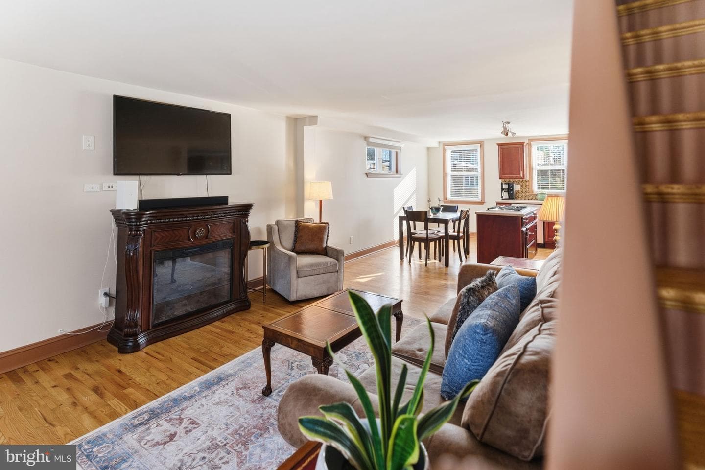 2578 Stoneybrook Lane photo 8