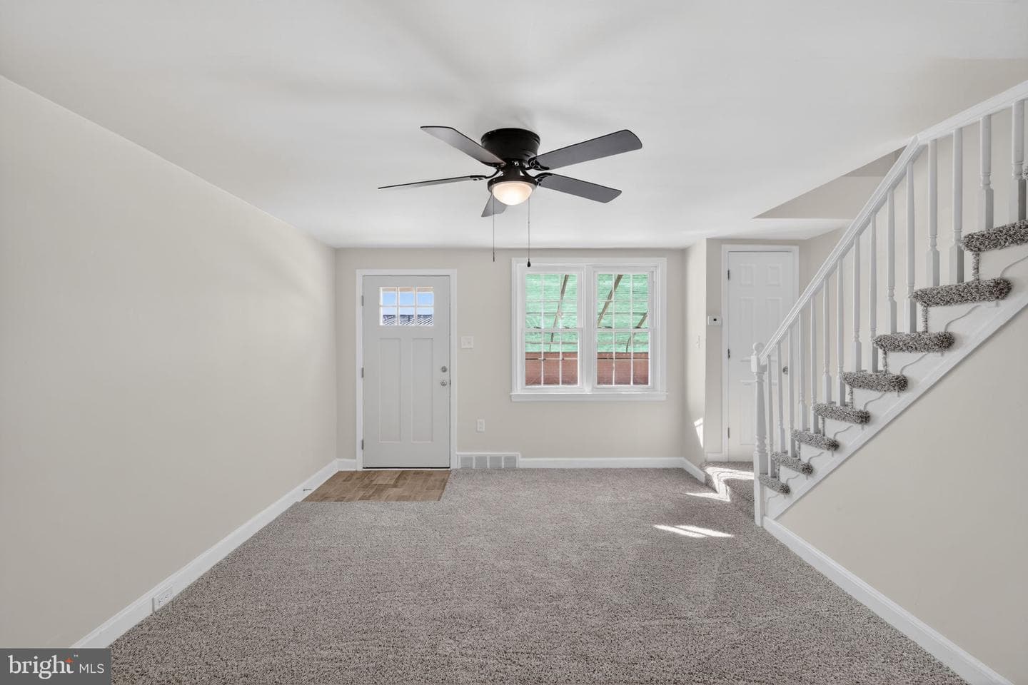 1339 Park Lane photo 4