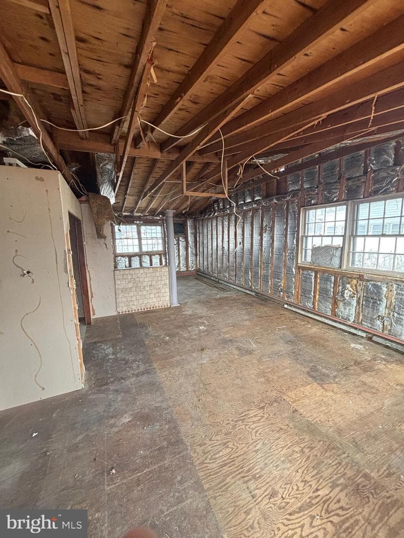 542 Stanbridge Road photo 16