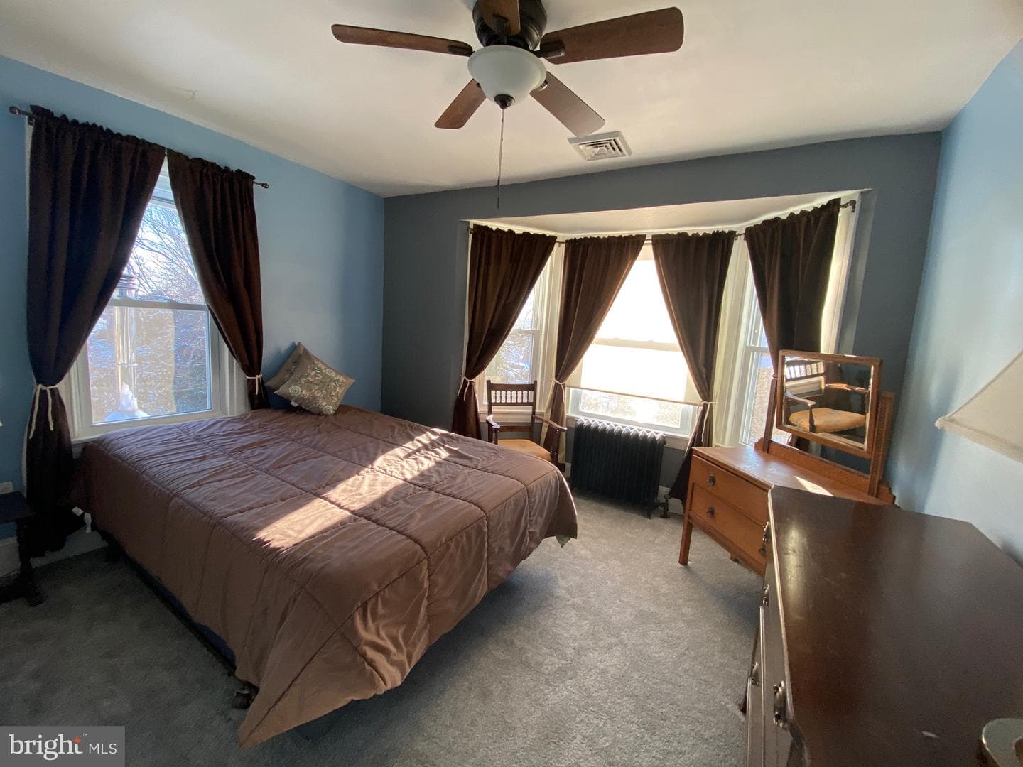 306 W Magnolia Avenue photo 17
