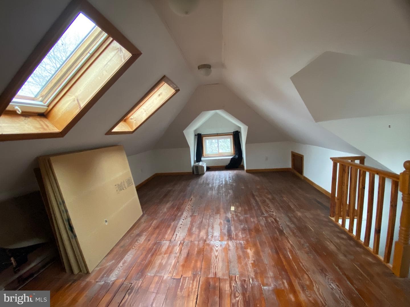 306 W Magnolia Avenue photo 23