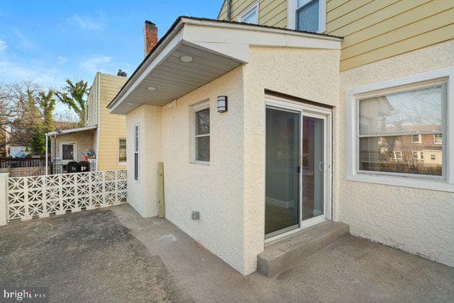 213 Lincoln photo 41
