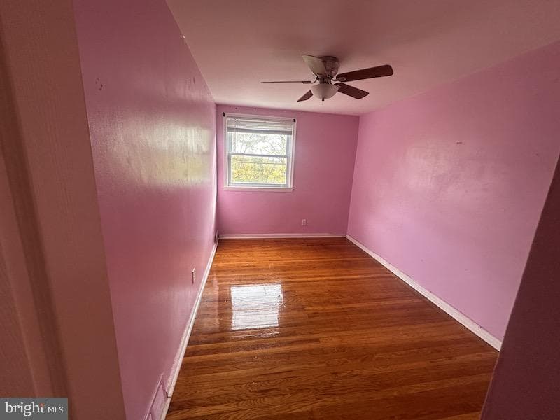 992 Taylor Drive photo 8