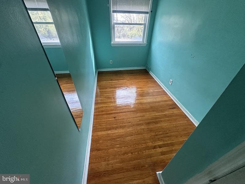 992 Taylor Drive photo 9