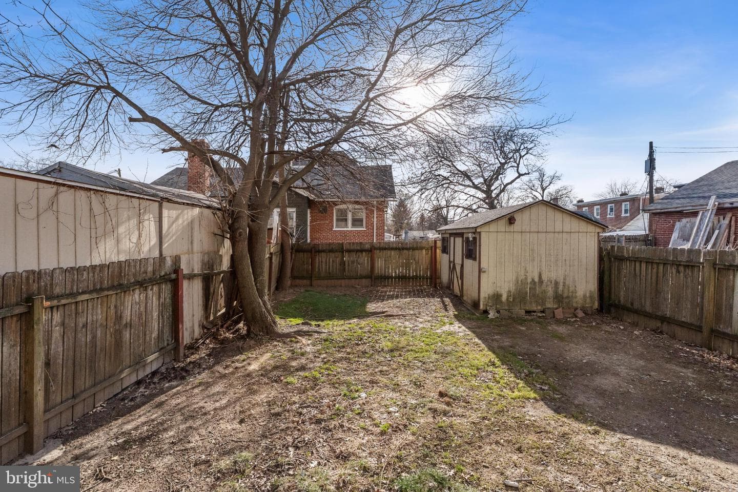 2420 Edgmont Avenue photo 26
