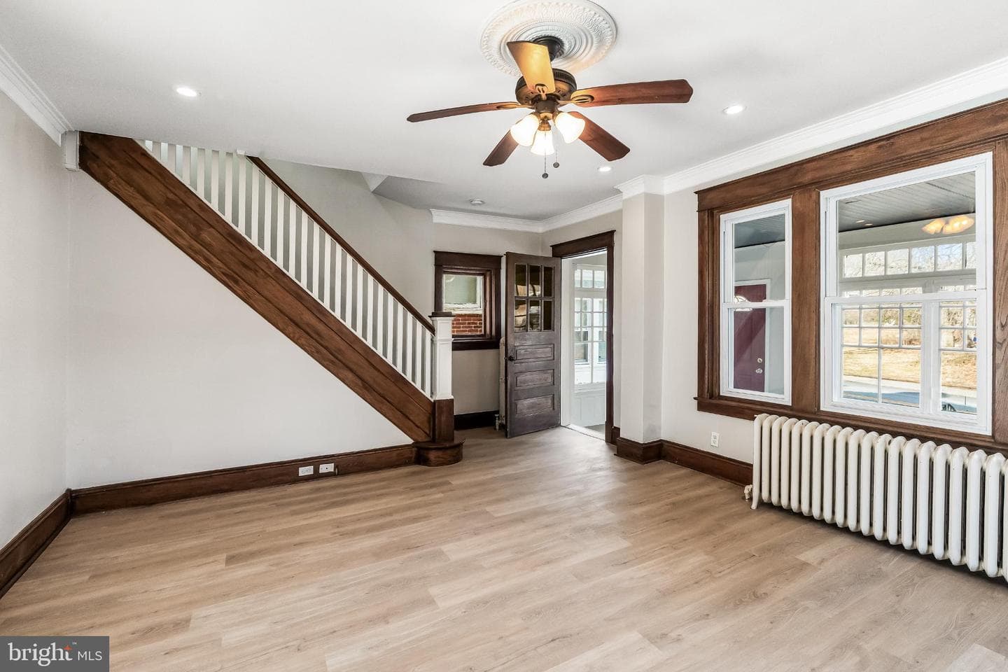 2420 Edgmont Avenue photo 7