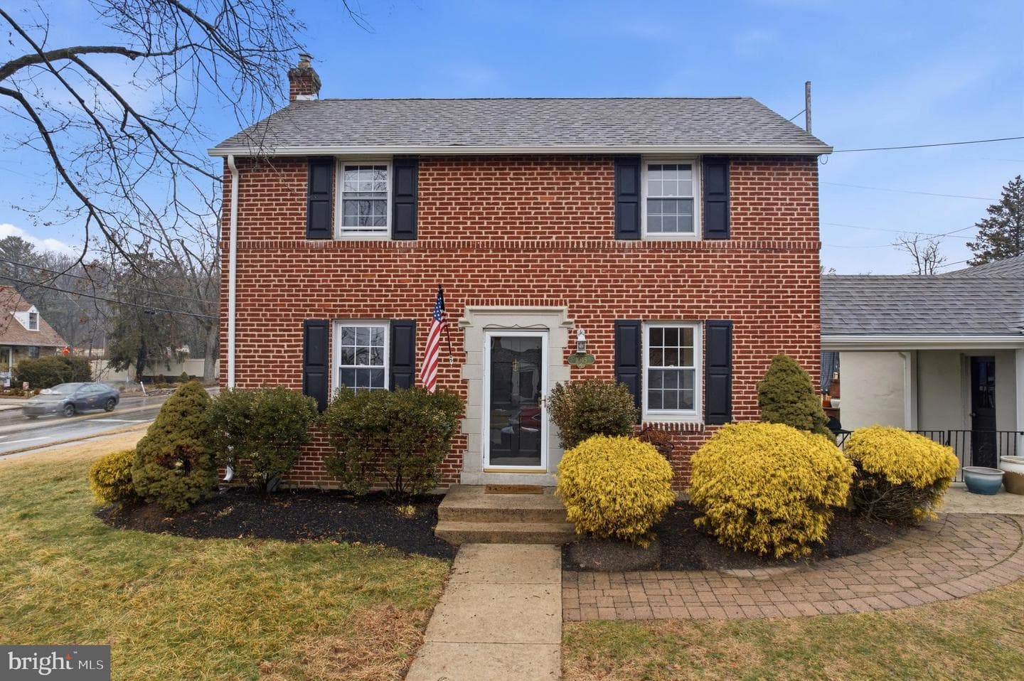 1045 Edgerton Road photo 1