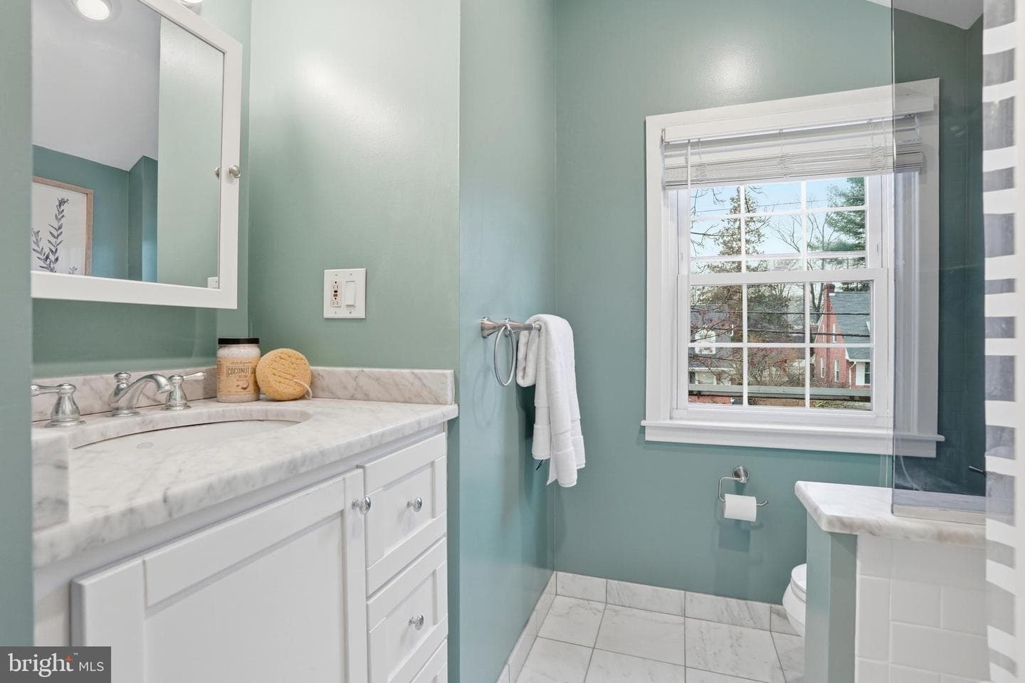 1045 Edgerton Road photo 21