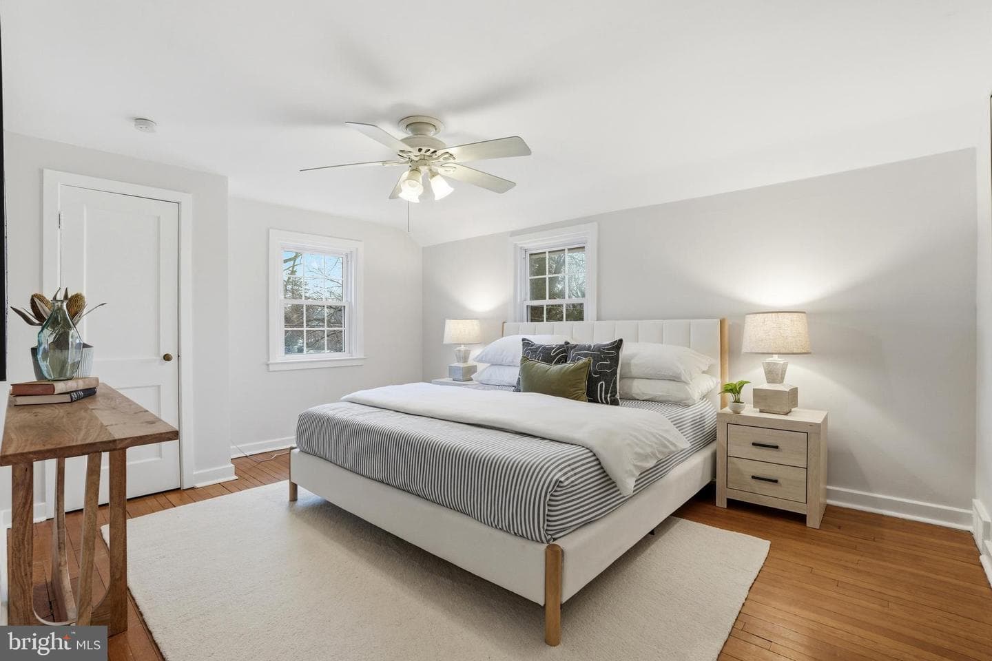 1045 Edgerton Road photo 23