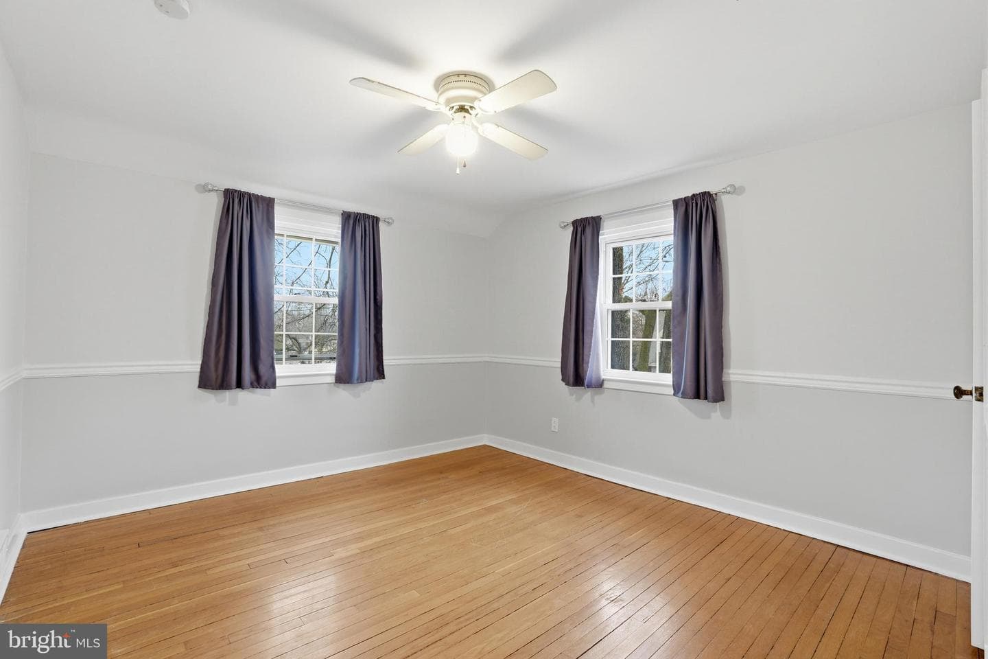 1045 Edgerton Road photo 27