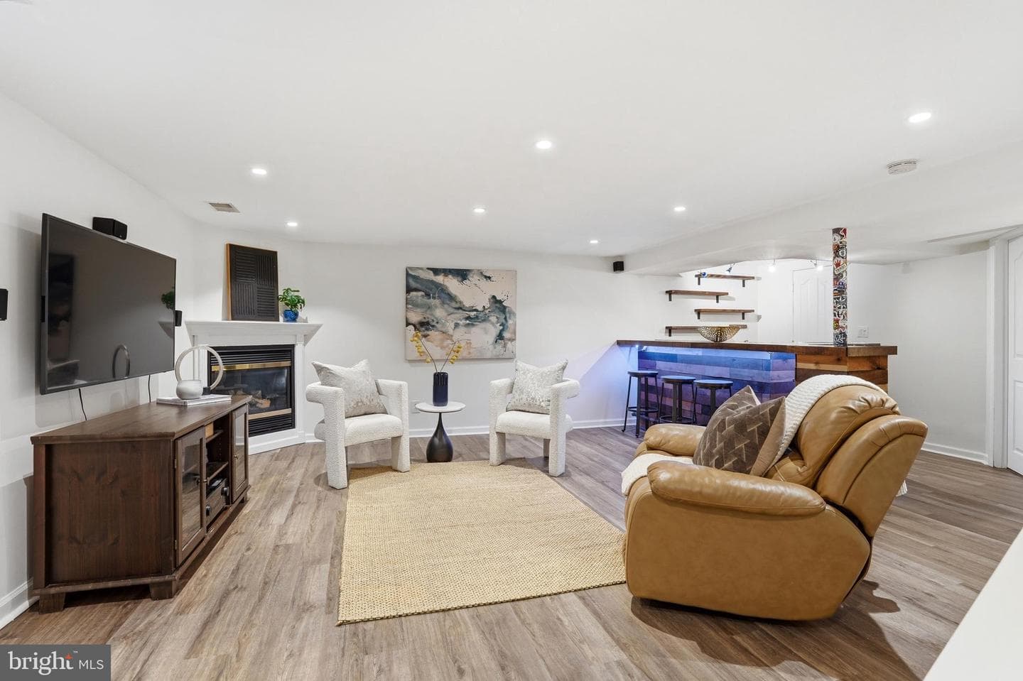 1045 Edgerton Road photo 33