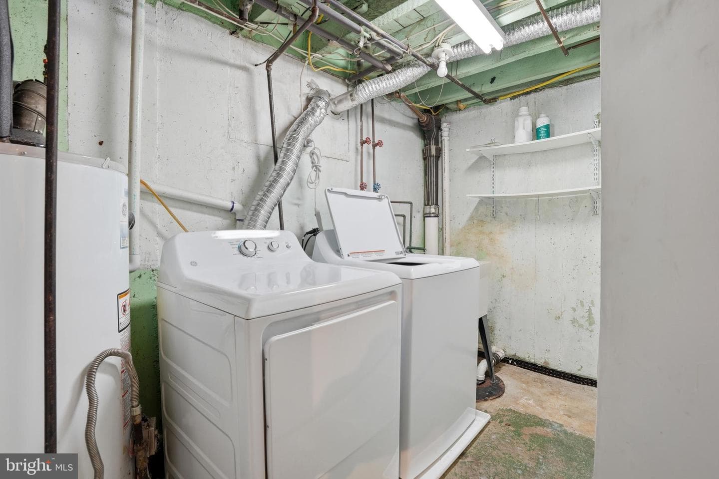 1045 Edgerton Road photo 38