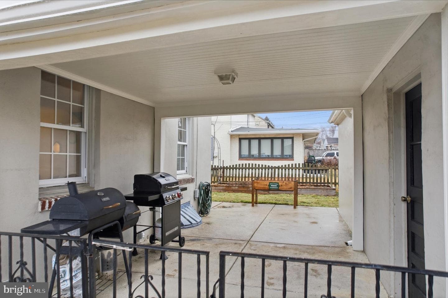 1045 Edgerton Road photo 42