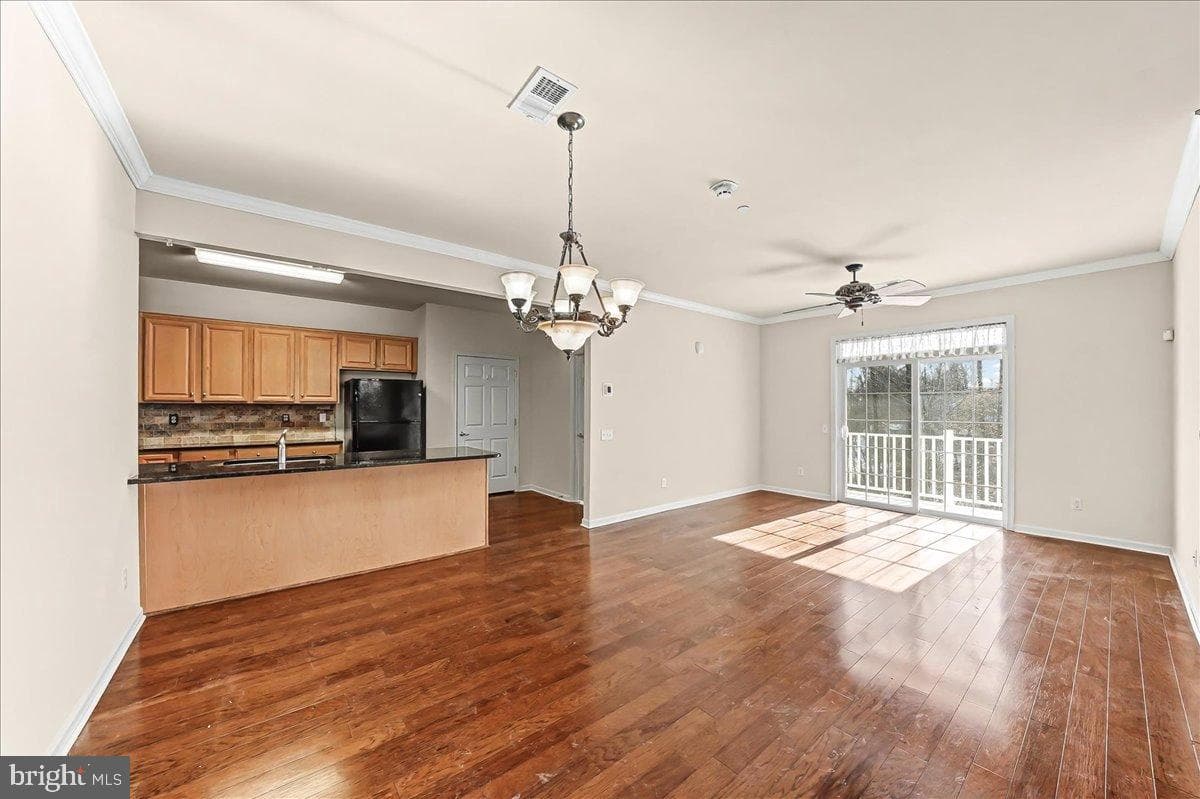 4209 Poplar Street photo 12