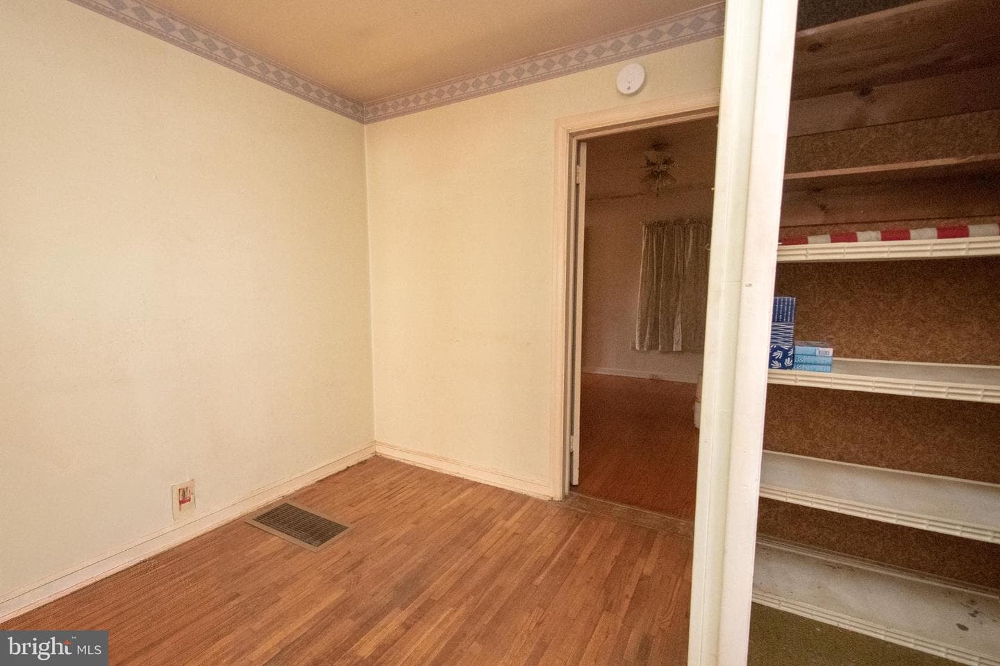 4022 W 7th St. photo 23