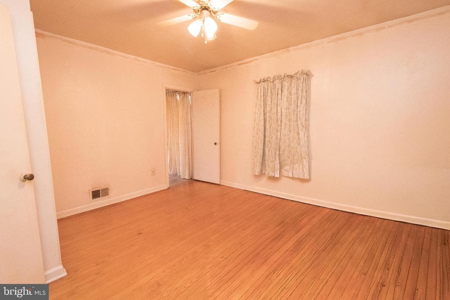 4022 W 7th St. photo 25