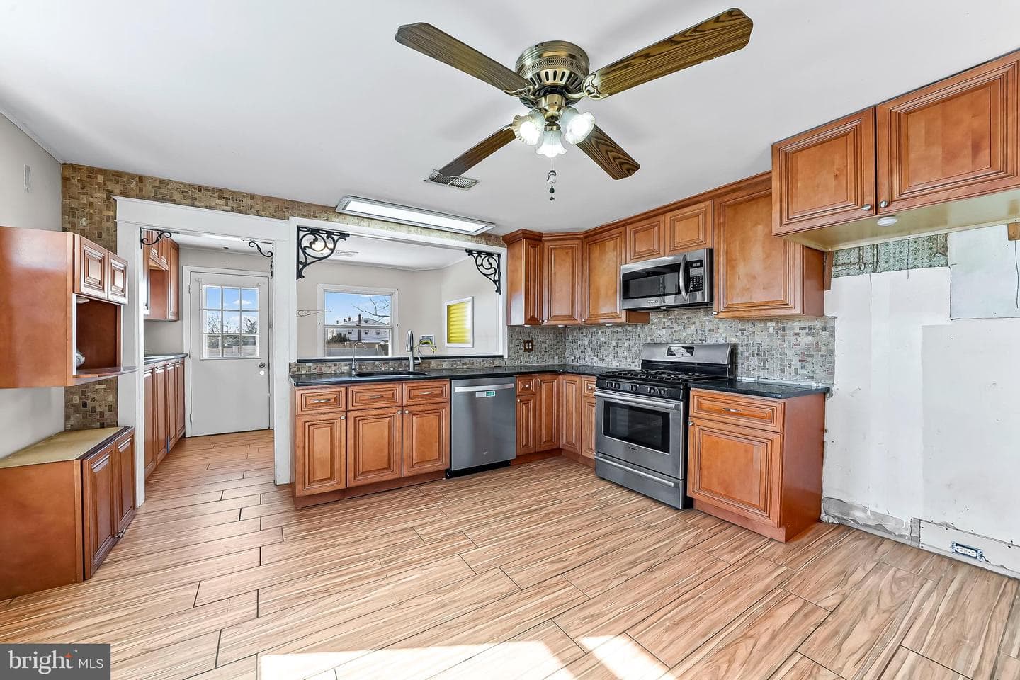 22 Partridge Avenue photo 8