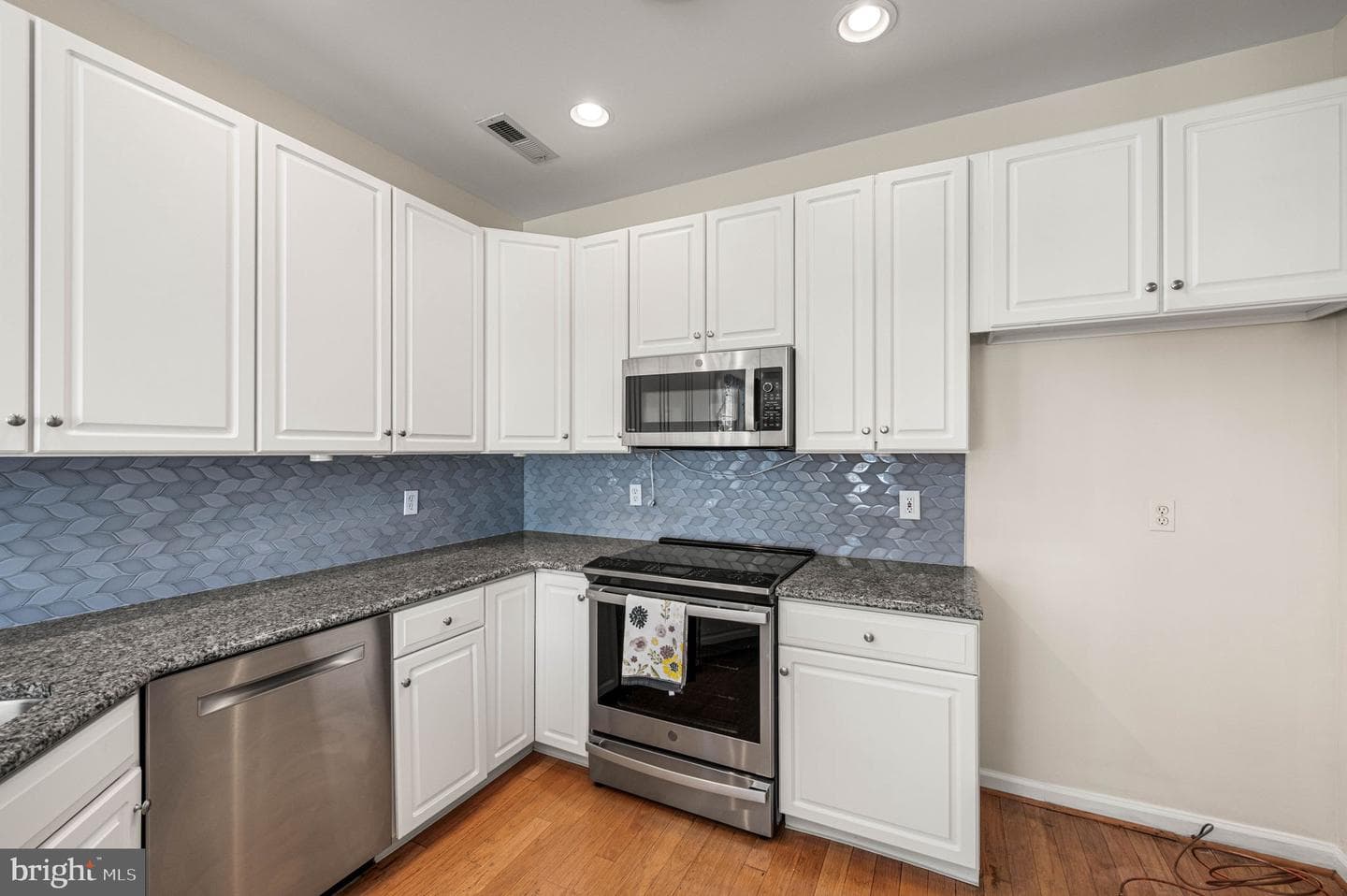 1291 Country Club Drive photo 10