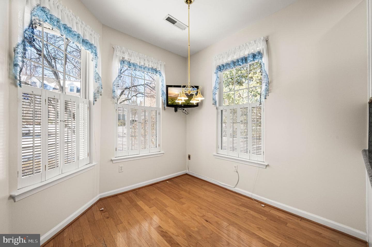 1291 Country Club Drive photo 11