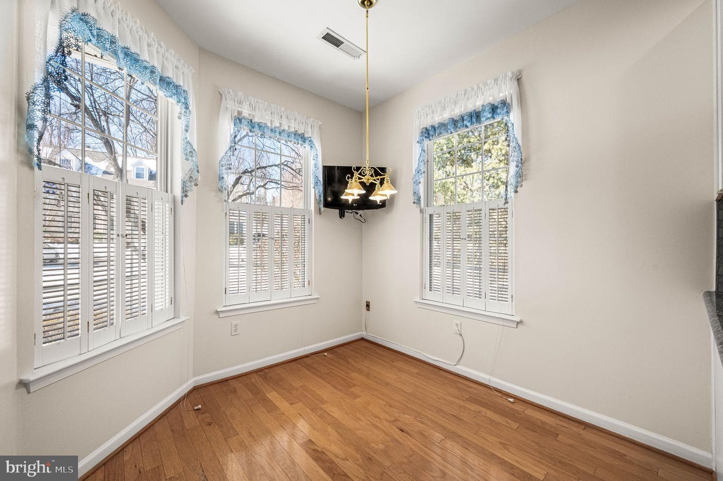 1291 Country Club Drive photo 12
