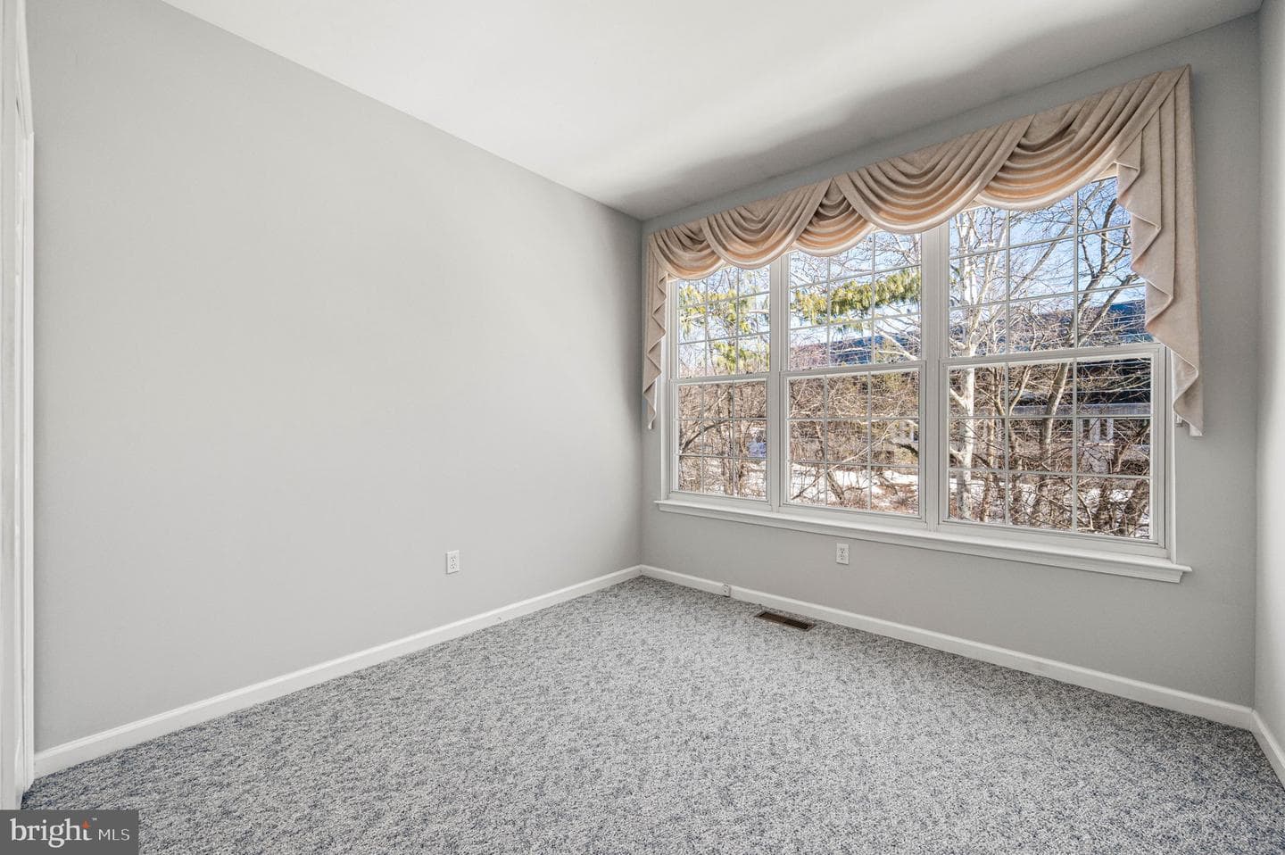 1291 Country Club Drive photo 20