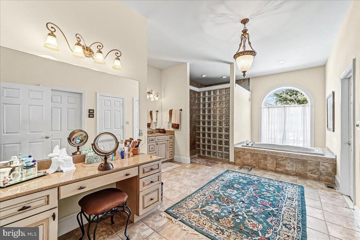 411 Webb Road photo 39